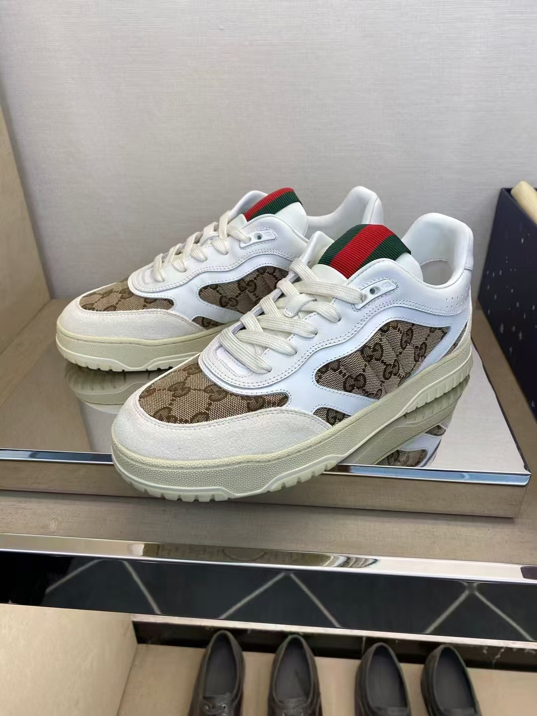 GUCCI men's and women's sports shoes