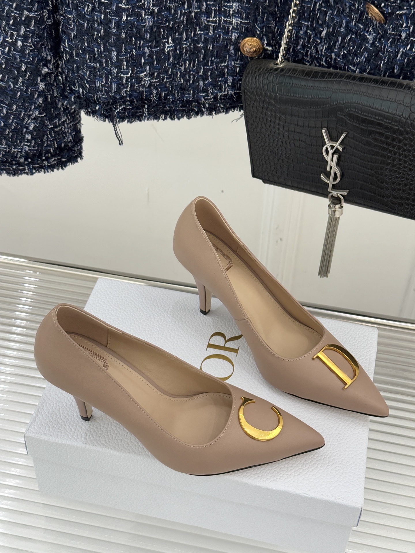 Dior 2025 new CD metal buckle pointed high heels